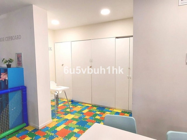 Commercial avec 0 Chambres  à Fuengirola