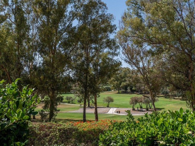 2 Schlafzimmer Apartment in Estepona
