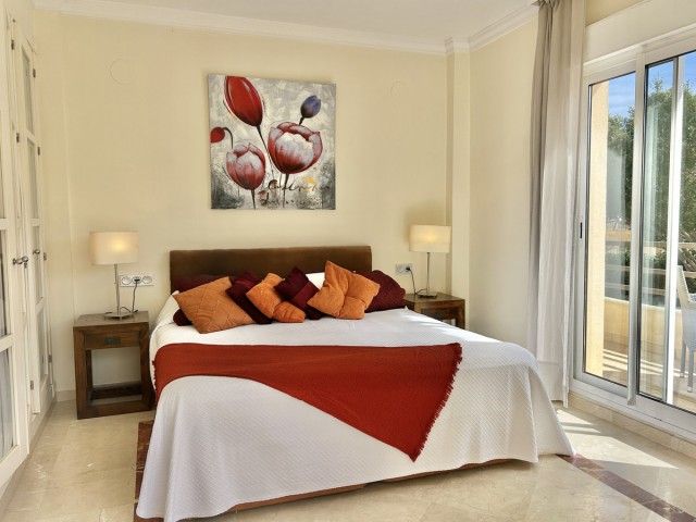 3 Makuuhuoneen Rivitalo San Roque Club