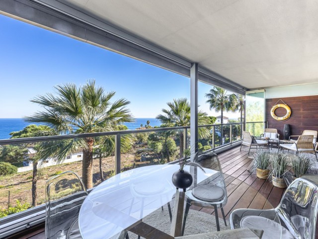 3 Makuuhuoneen Huoneisto Manilva