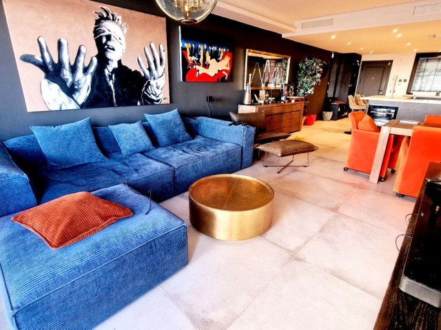 4 Bedrooms Apartment in Marbella