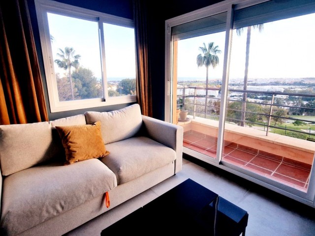 4 Bedrooms Apartment in Marbella