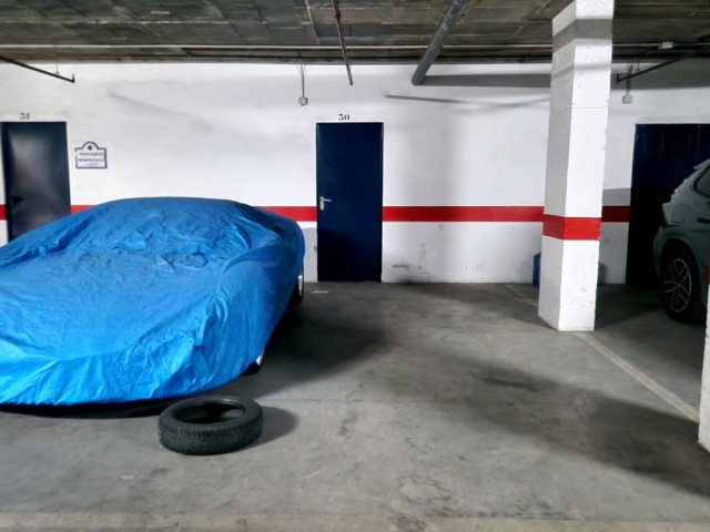 4 Bedrooms Apartment in Marbella