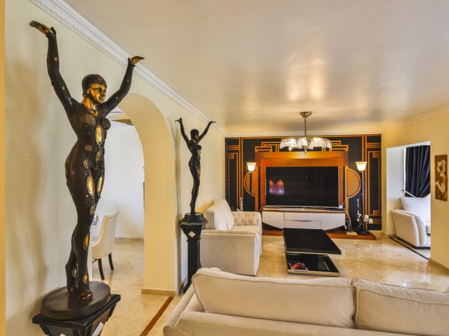 3 Bedrooms Apartment in Guadalmina Alta