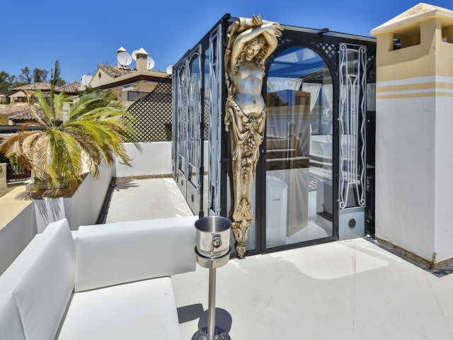 3 Bedrooms Apartment in Guadalmina Alta