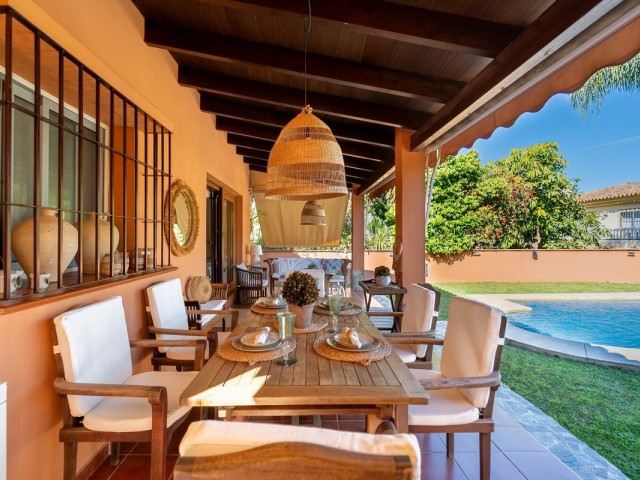 4 Bedrooms Villa in Mijas Costa