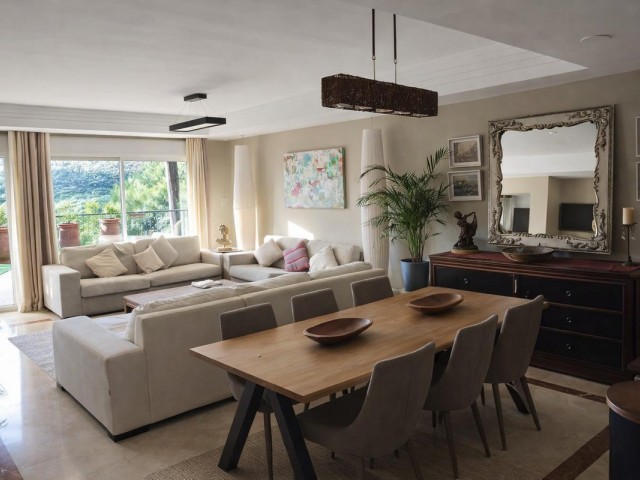 Huoneisto, San Roque Club, R5353939