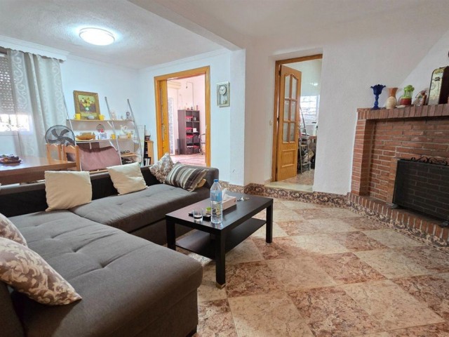 Villa con 2 Dormitorios  en Arroyo de la Miel