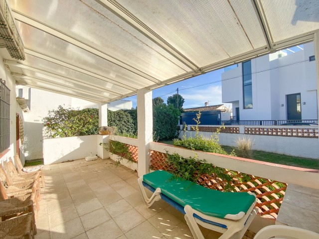 Villa con 2 Dormitorios  en Costabella