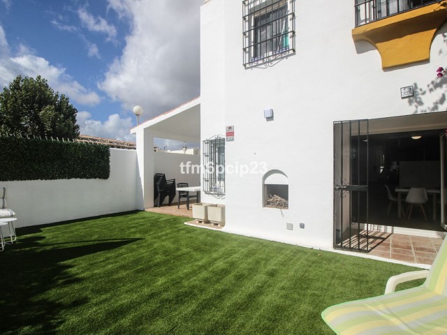 4 Makuuhuoneen Huvila Casares Playa