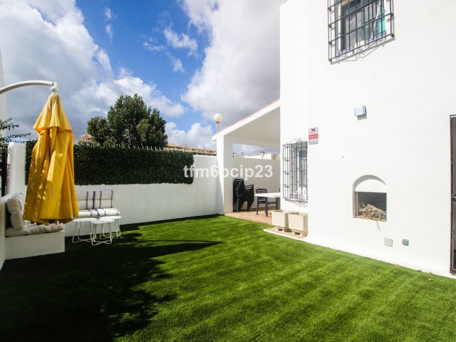 4 Makuuhuoneen Huvila Casares Playa