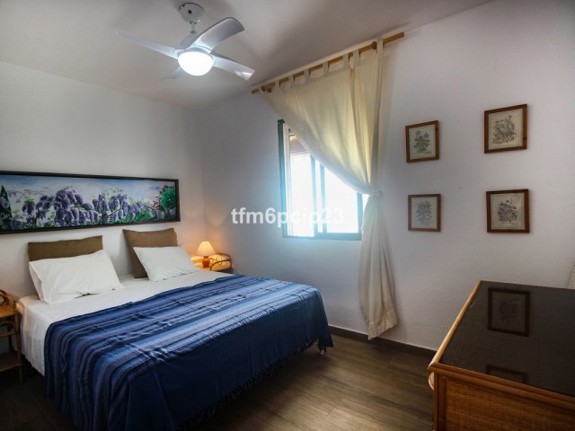 4 Makuuhuoneen Huvila Casares Playa