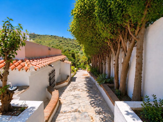 Huvila, Manilva, R5357593