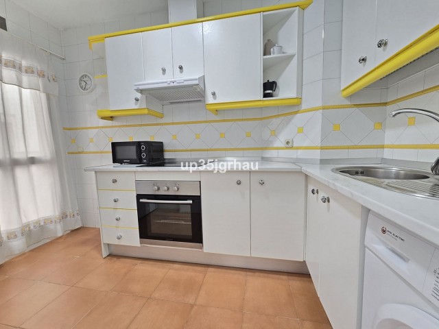 2 Makuuhuoneen Huoneisto Estepona