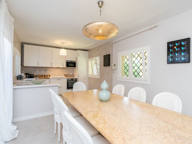 5 Makuuhuoneen Huvila San Pedro de Alcántara