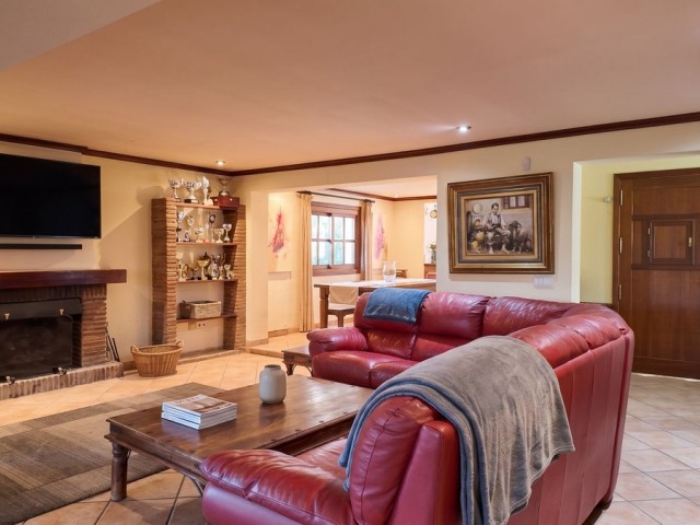 3 Makuuhuoneen Huvila Estepona