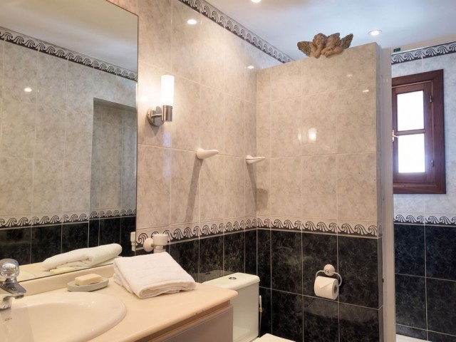 3 Makuuhuoneen Huvila Estepona