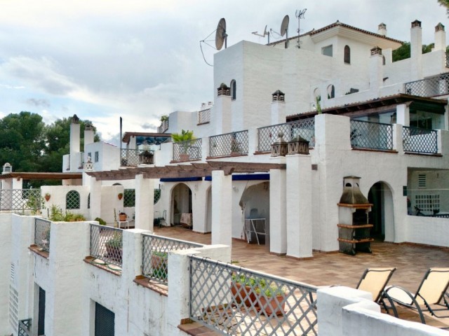 Kattohuoneisto, Rio Real, R5359240