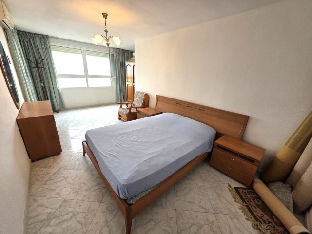 4 Schlafzimmer Apartment in Torremolinos