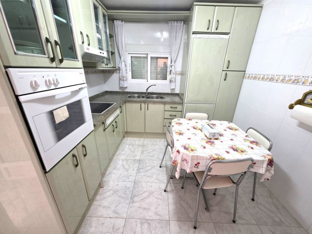 4 Schlafzimmer Apartment in Torremolinos