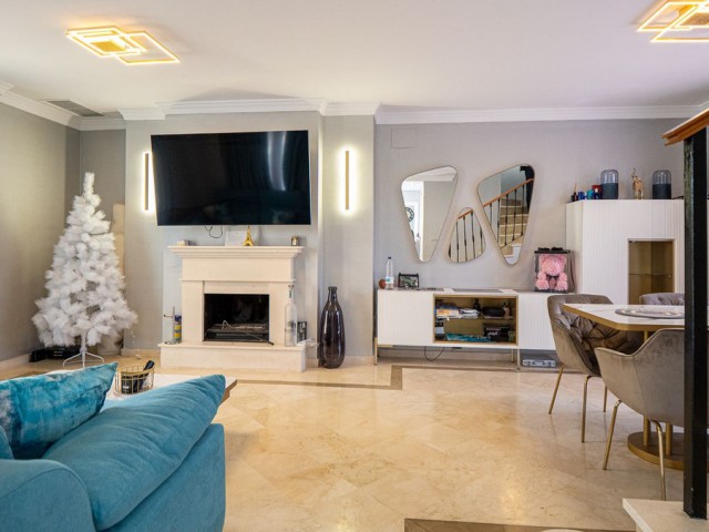 2 Soveroms Rekkehus i Nueva Andalucía