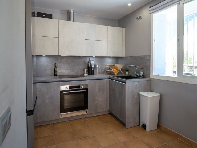 2 Soveroms Rekkehus i Nueva Andalucía