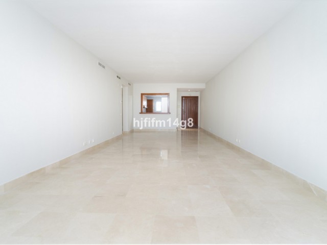 3 Makuuhuoneen Huoneisto Nueva Andalucía