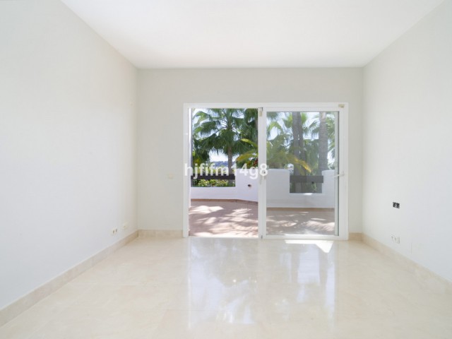 3 Makuuhuoneen Huoneisto Nueva Andalucía