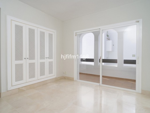 3 Makuuhuoneen Huoneisto Nueva Andalucía