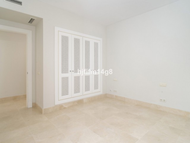 3 Makuuhuoneen Huoneisto Nueva Andalucía