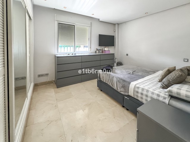 2 Schlafzimmer Apartment in Marbella