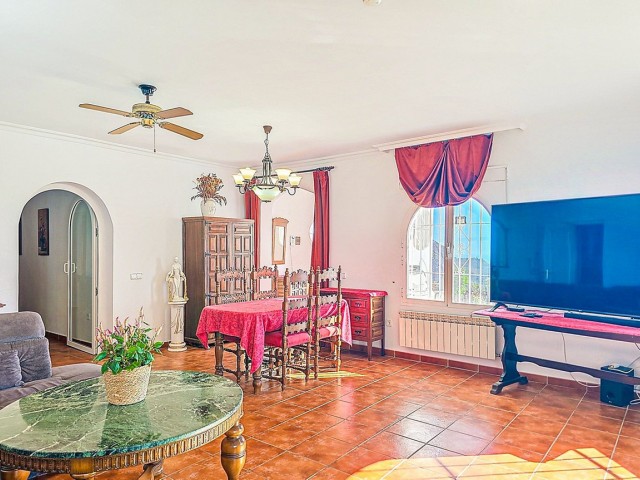 Villa con 3 Dormitorios  en Arenas