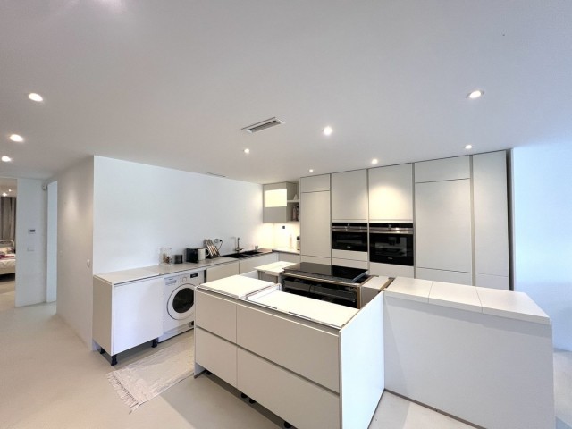 3 Makuuhuoneen Huoneisto Nueva Andalucía