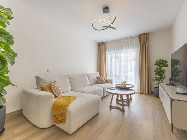 Leilighet, The Golden Mile, R5127265