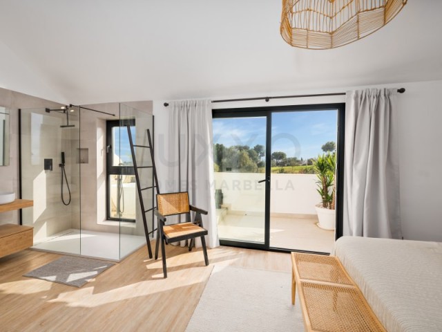 3 Slaapkamer Rijtjeshuis in Nueva Andalucía