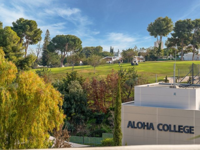 3 Slaapkamer Rijtjeshuis in Nueva Andalucía