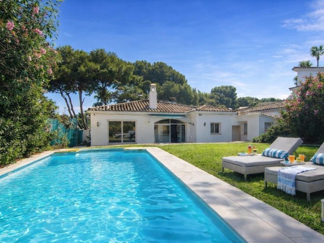 Villa, Nueva Andalucia