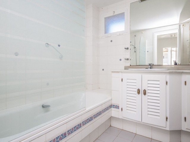 2 Schlafzimmer Apartment in Elviria