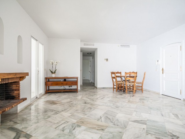 2 Schlafzimmer Apartment in Elviria