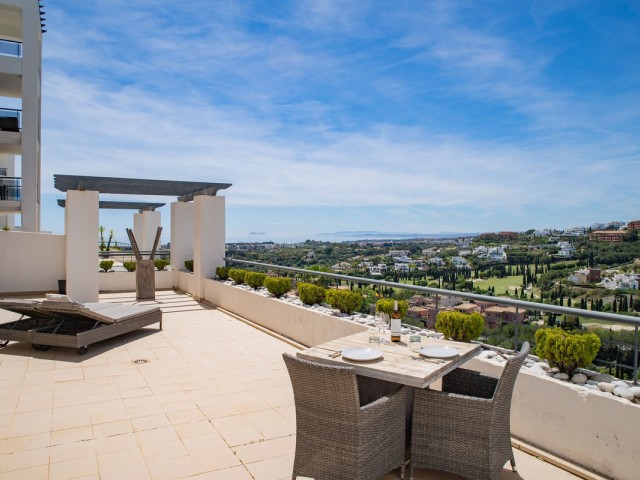 3 Makuuhuoneen Huoneisto Los Flamingos