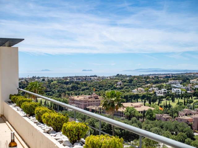 3 Makuuhuoneen Huoneisto Los Flamingos