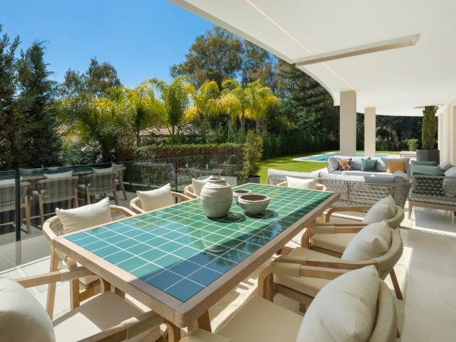 5 Makuuhuoneen Huvila Nueva Andalucía