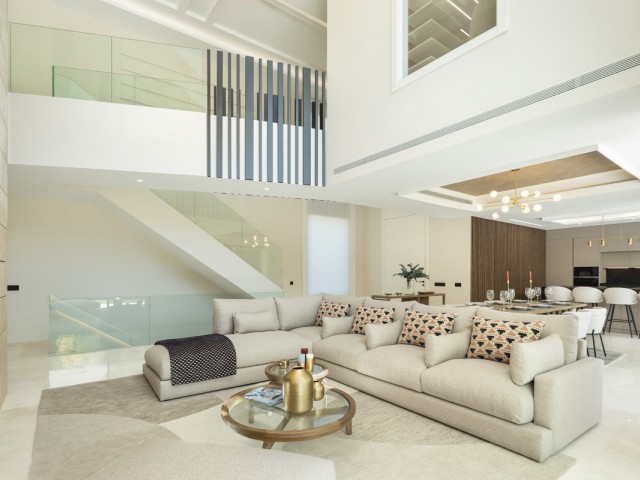 5 Makuuhuoneen Huvila Nueva Andalucía