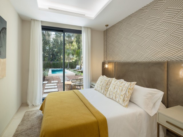 5 Bedrooms Villa in Nueva Andalucía