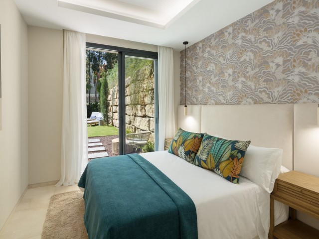 5 Bedrooms Villa in Nueva Andalucía