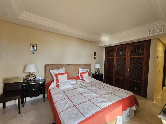 3 Makuuhuoneen Huoneisto Estepona