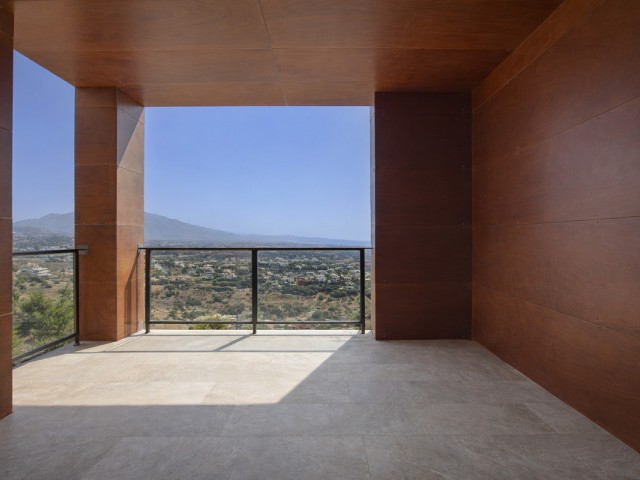 3 Makuuhuoneen Rivitalo Benahavís