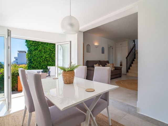 3 Makuuhuoneen Huvila Torreblanca