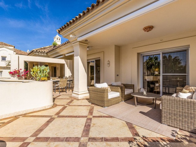 3 Makuuhuoneen Huoneisto Nueva Andalucía