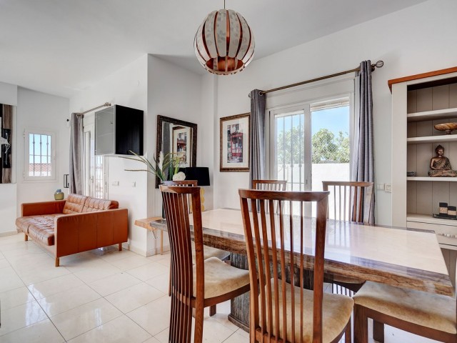 4 Makuuhuoneen Huvila Torreblanca